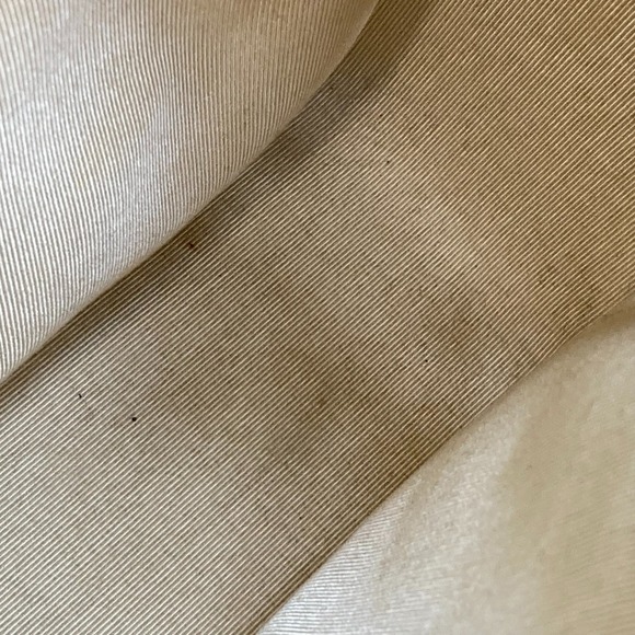 CHANEL Cream Logo Tote Bag - Picture 13 of 16